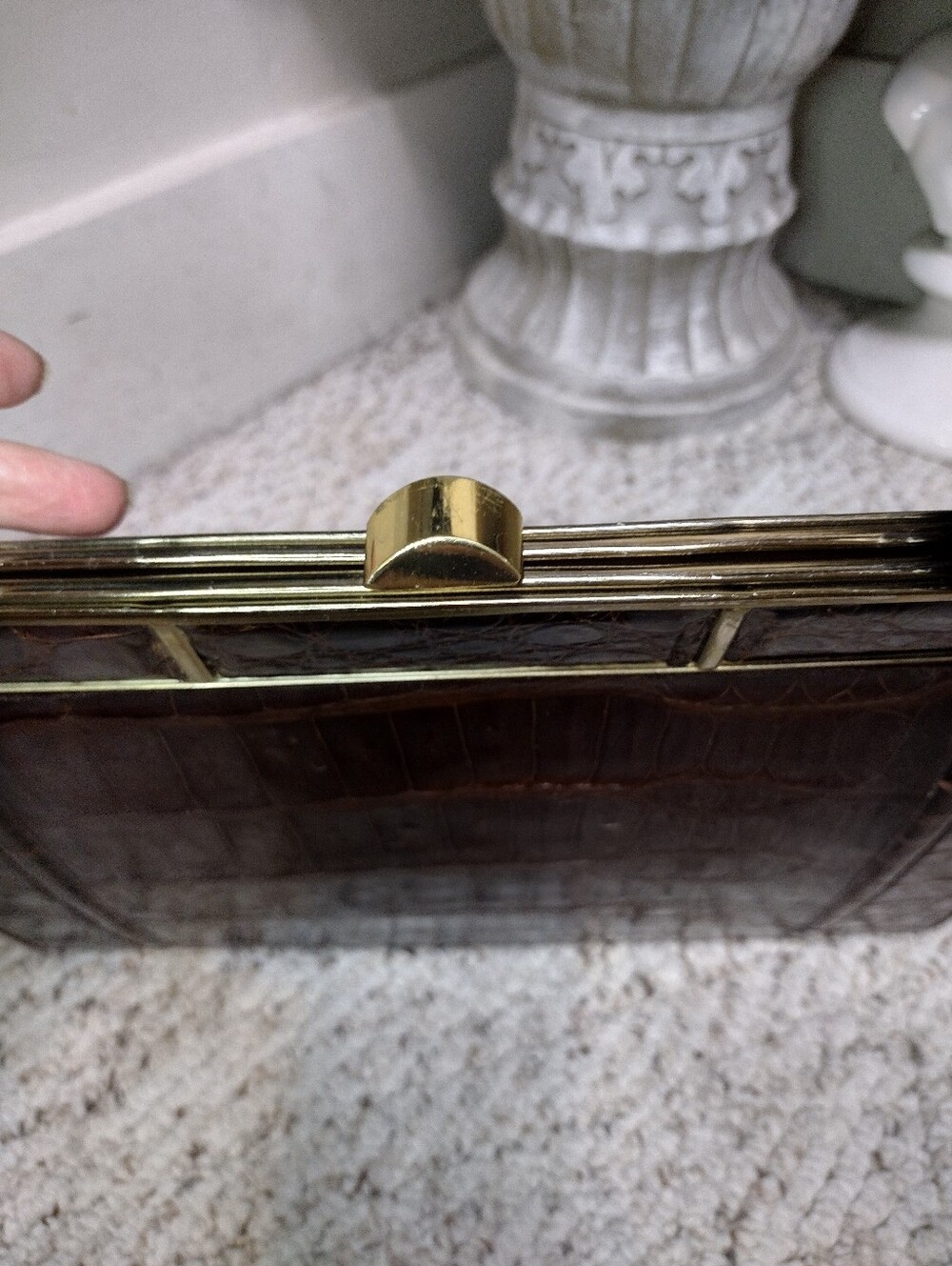 Vintage Classic Croc-Embossed Brown Leather Top-Handle Bag - Picture 9 of 16